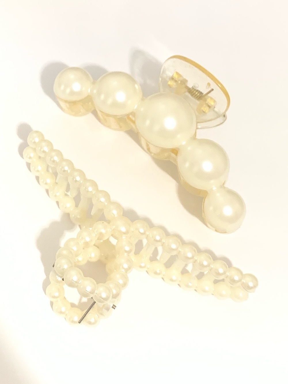 Pearl-Accent Hair Claw Clips - Cream Pearl Finish